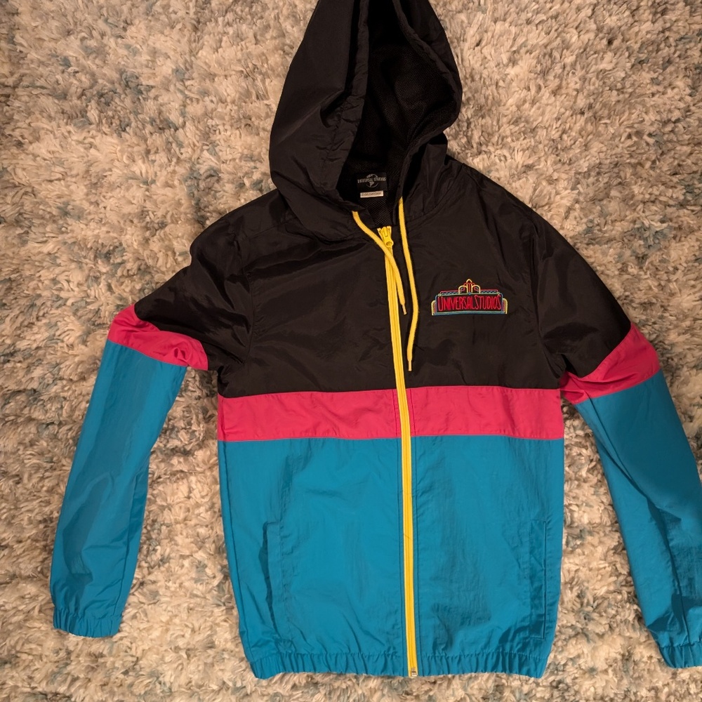 Universal Studios Retro Windbreaker XS — LIKE NEW
